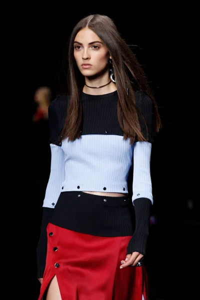 Look 54